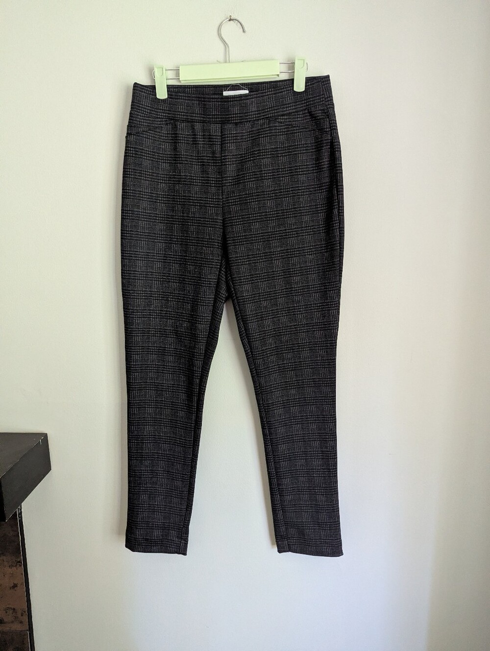Calvin Klein CK Gray Black Skinny Plaid Pull On Ankle Pants Women’s 8